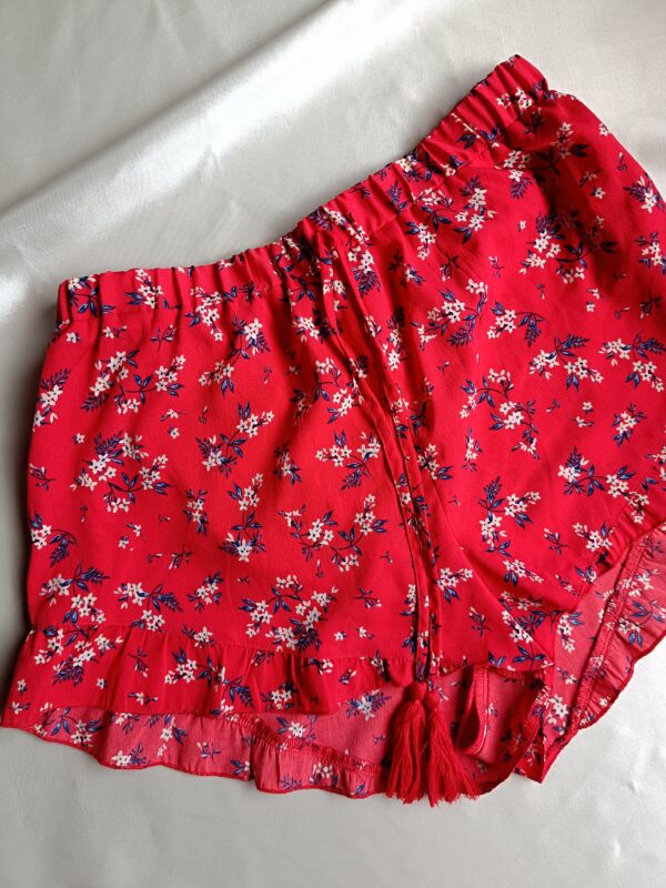 Piros virágos short